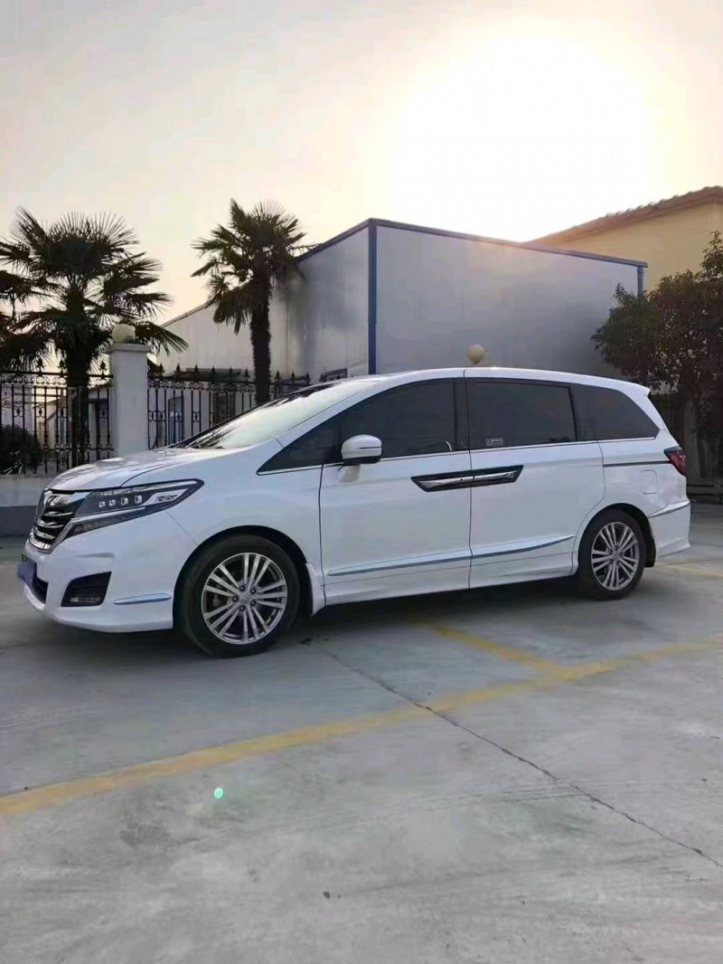 菏泽16年本田艾力绅3