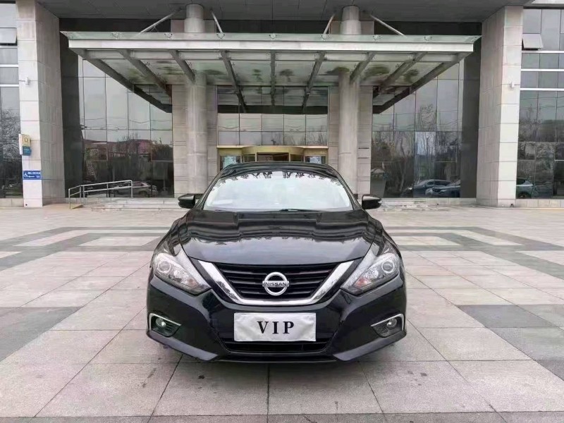 枣庄18年日产天籁1