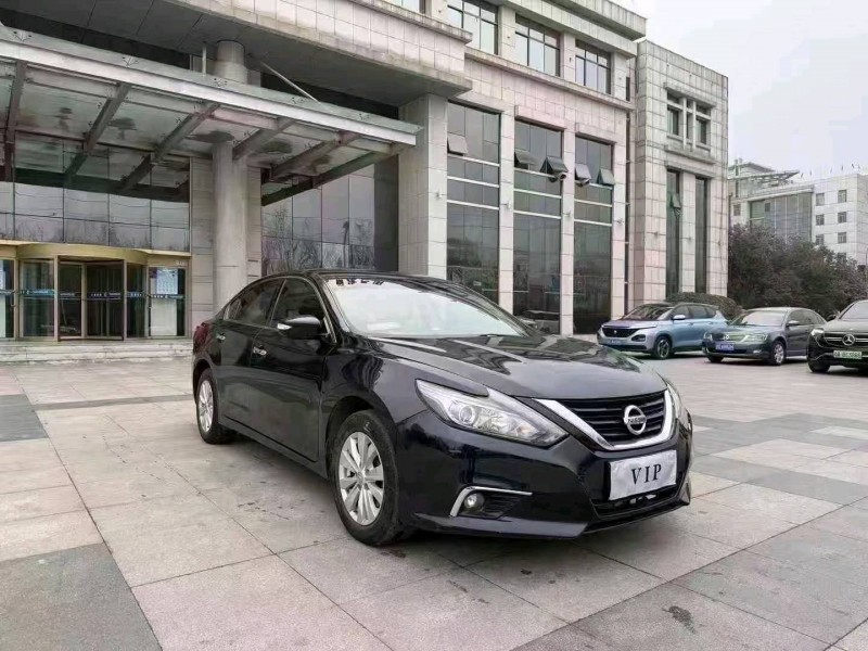 枣庄18年日产天籁2