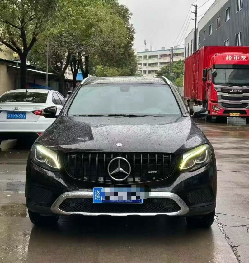 深圳16年奔驰GLC1