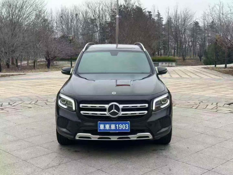 濟寧22年奔馳GLB1