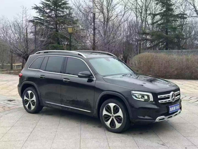 濟寧22年奔馳GLB2