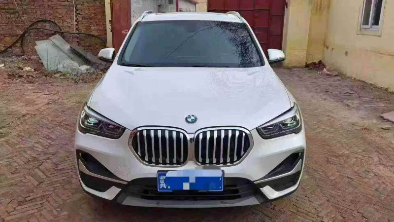 承德22年寶馬X11