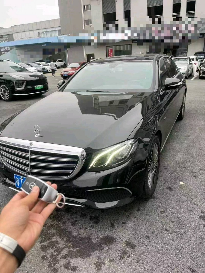 广州20年奔驰E9