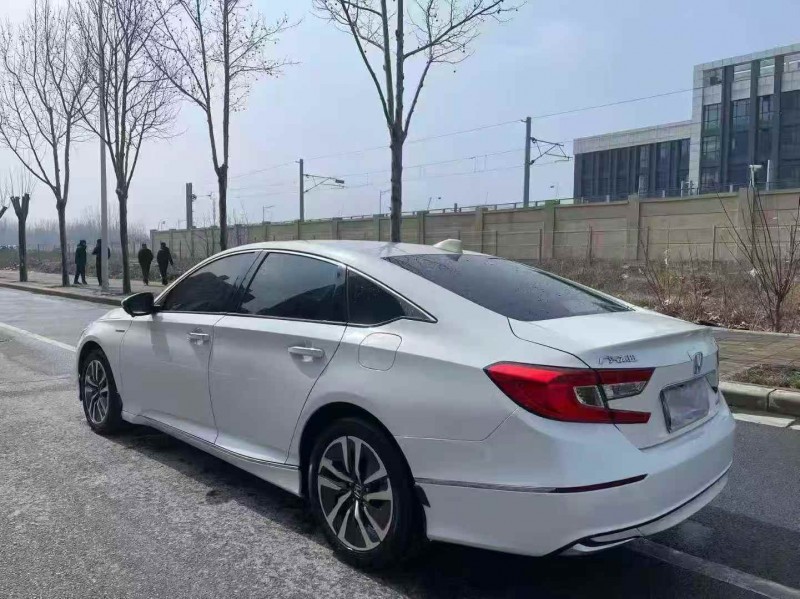 常州20年本田雅阁8