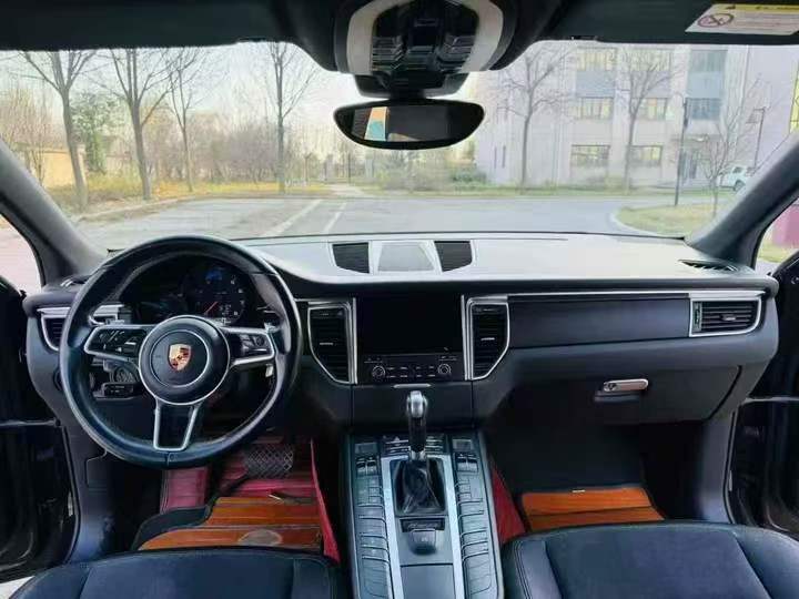 濟寧18年保時捷Macan4