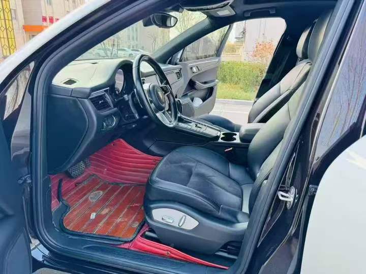 濟寧18年保時捷Macan6