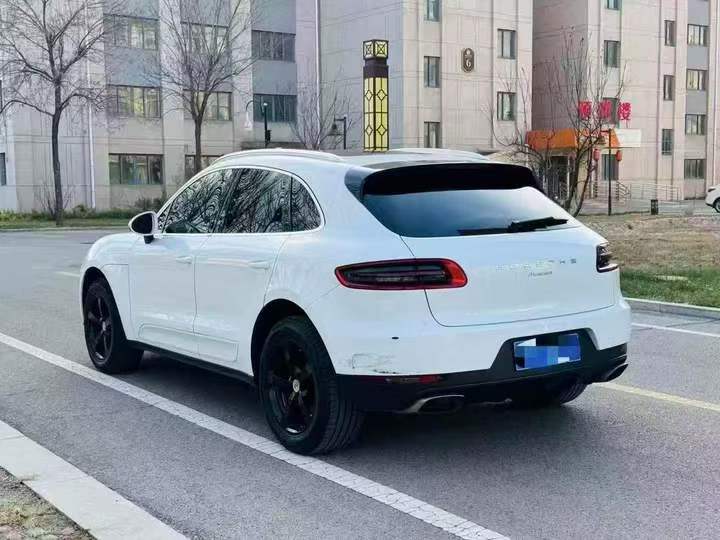 濟寧18年保時捷Macan8
