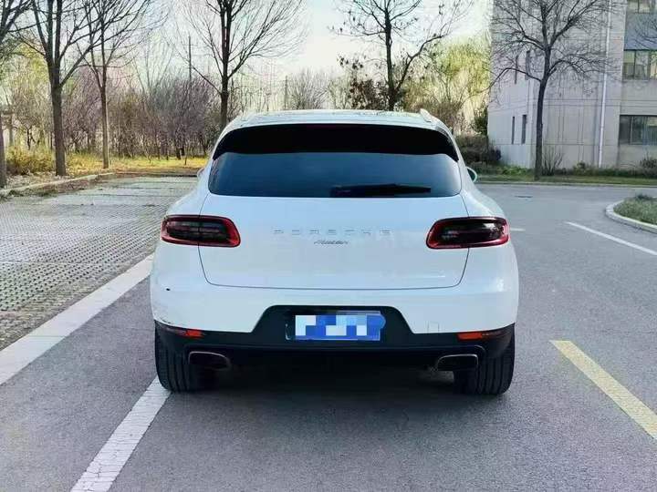 濟寧18年保時捷Macan9