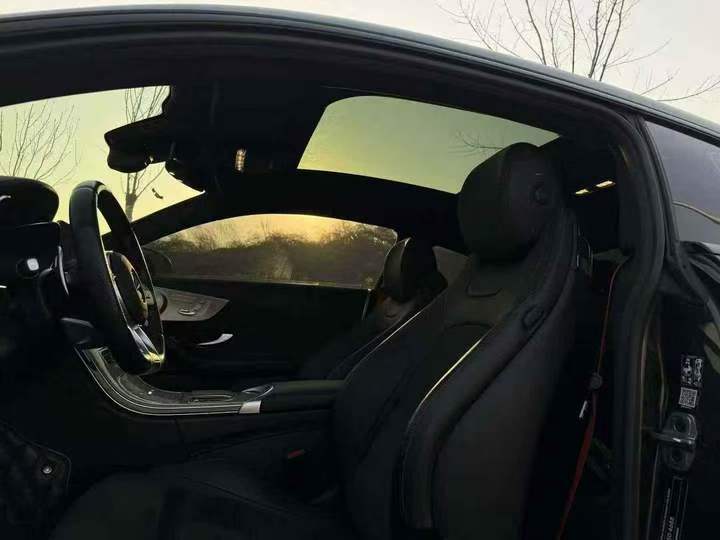 保定21年奔驰AMG5