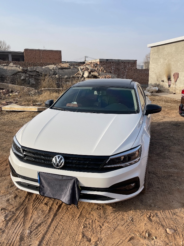 玉树21年大众凌渡2