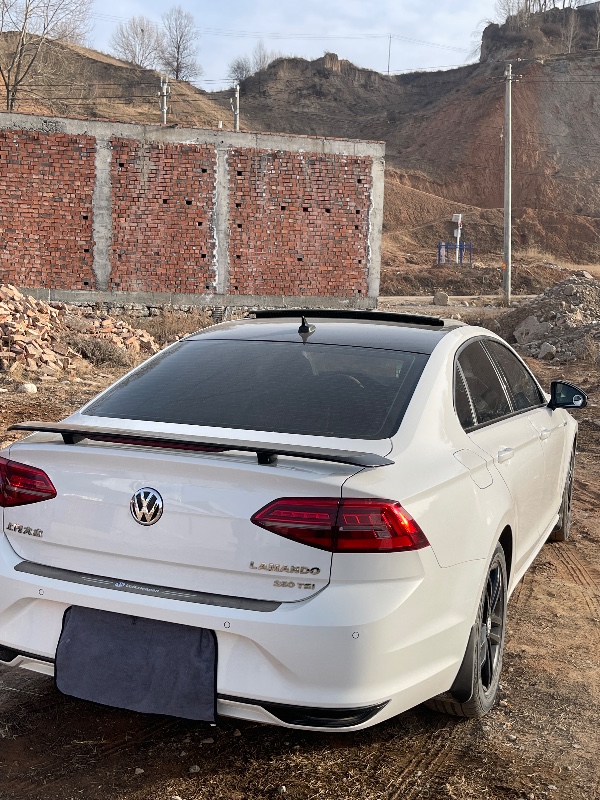 玉树21年大众凌渡3