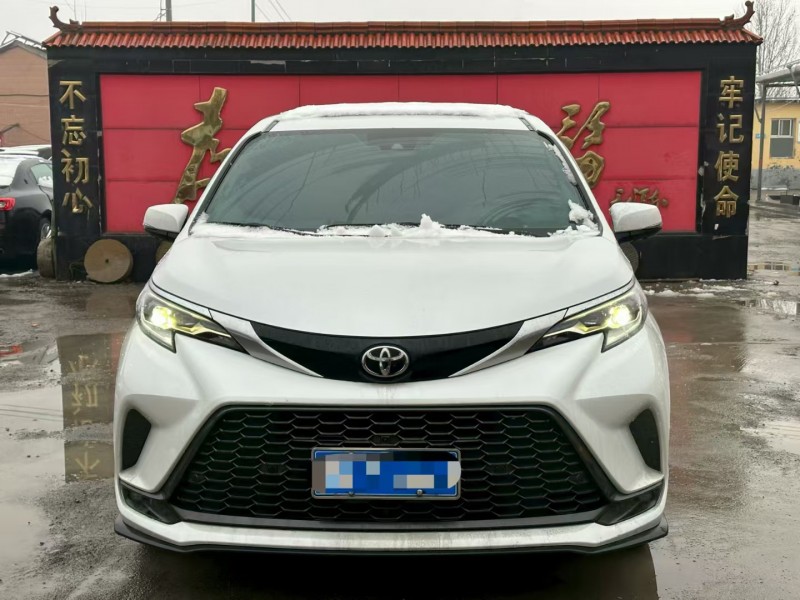 淄博24年丰田格瑞维亚1