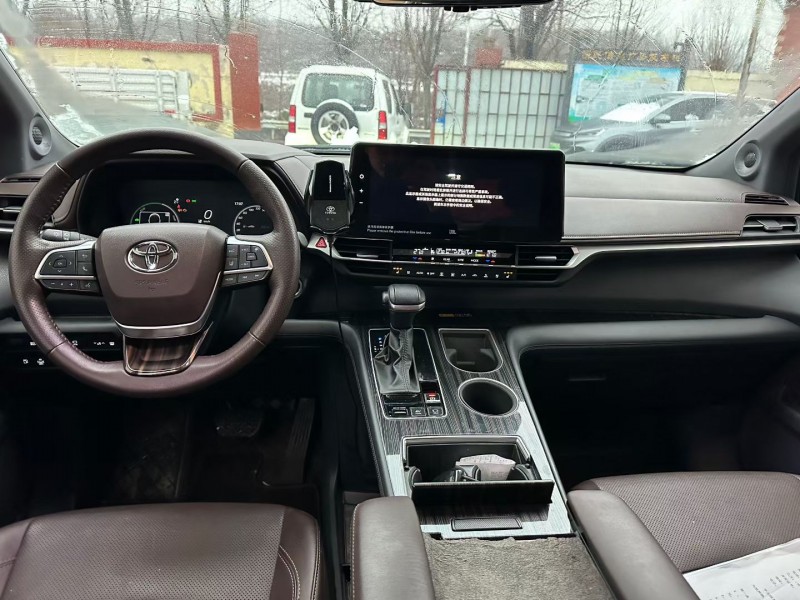 淄博24年丰田格瑞维亚6