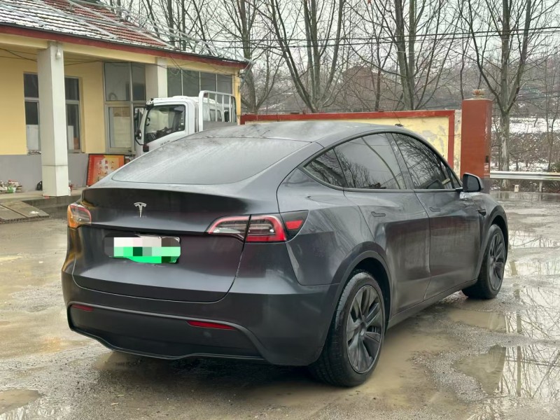 淄博24年特斯拉MODEL Y8
