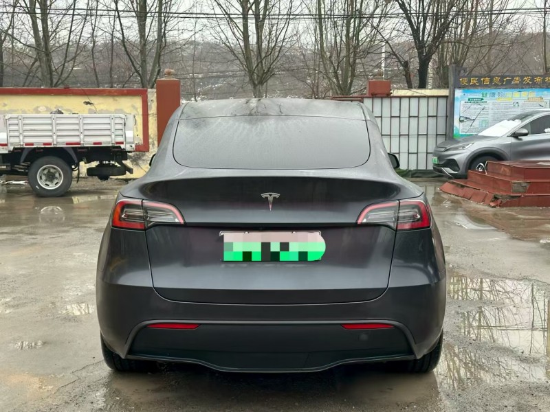 淄博24年特斯拉MODEL Y9