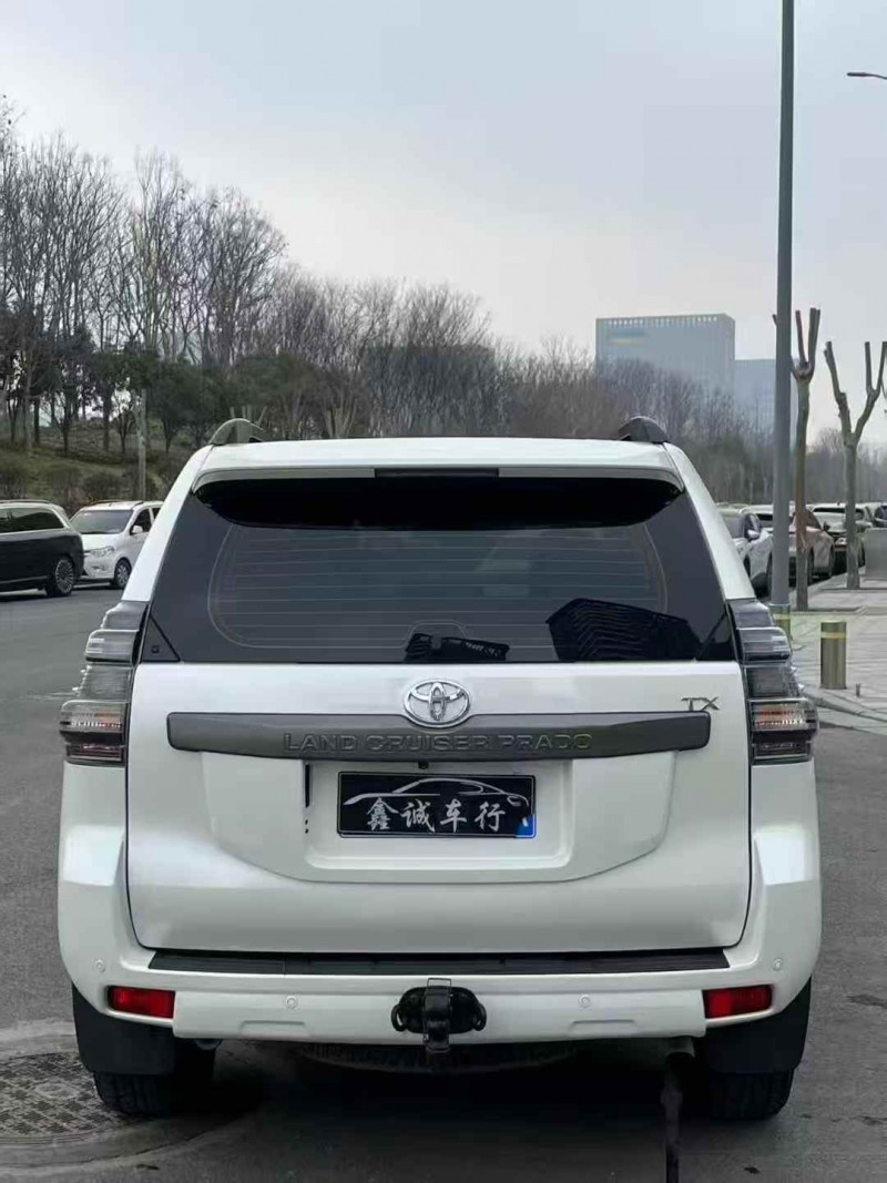 焦作13年丰田普拉多8