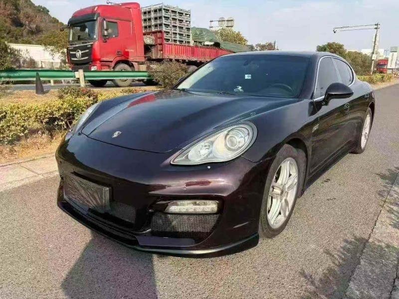 绍兴13年保时捷帕拉梅拉3