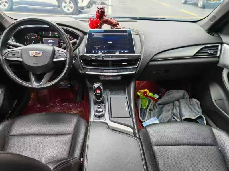 东营20年凯迪拉克CT55