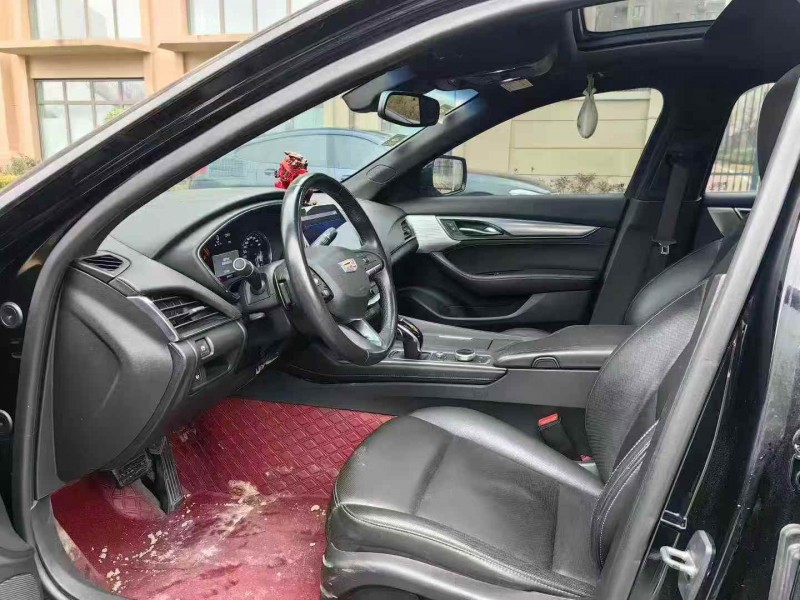 东营20年凯迪拉克CT56