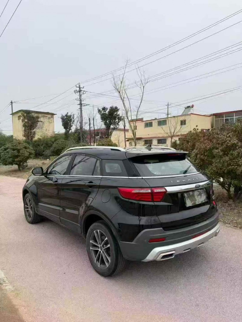 济宁19年福特领界7