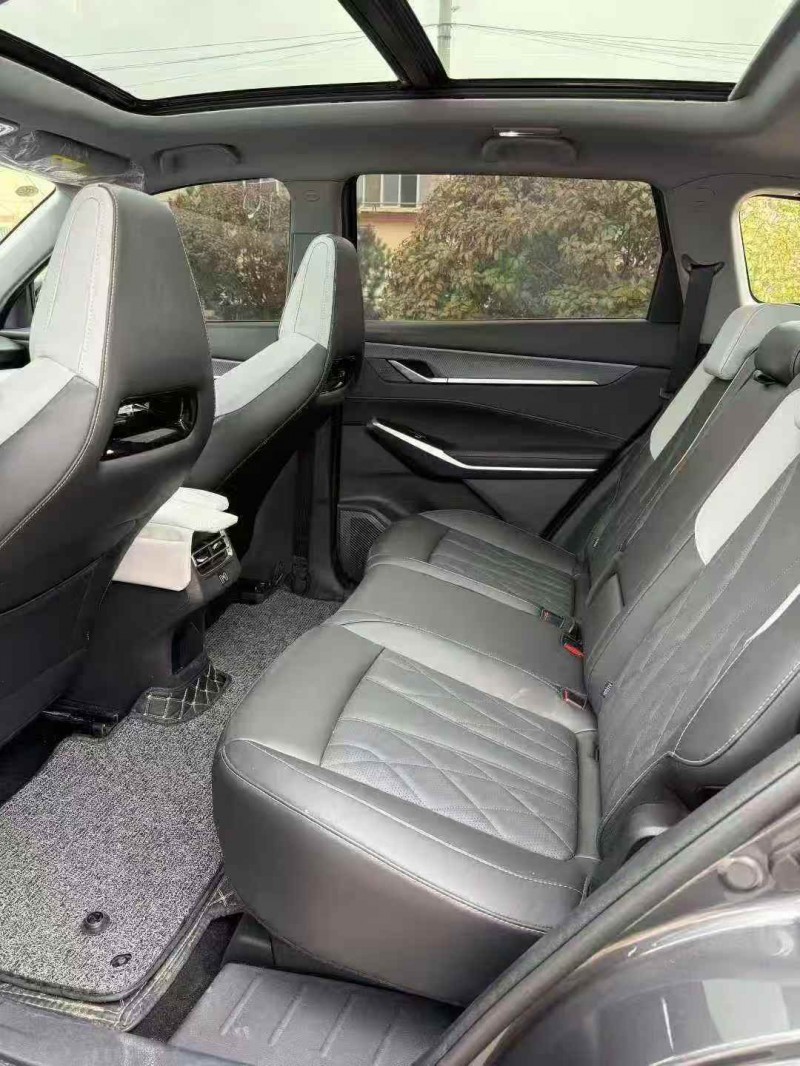 东营25年长安汽车CS755