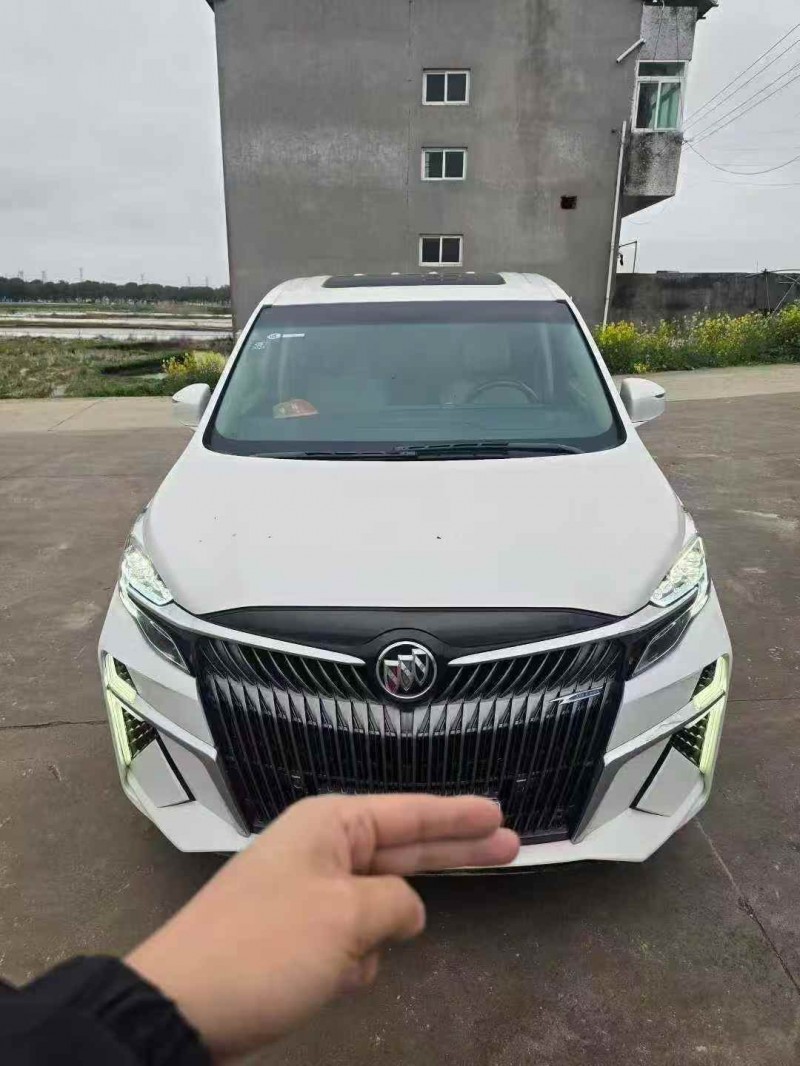 南通22年别克GL81