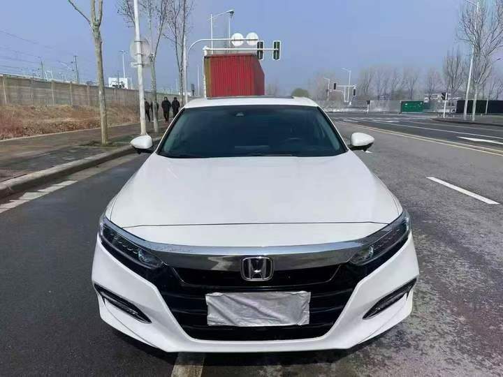 济宁20年本田雅阁1