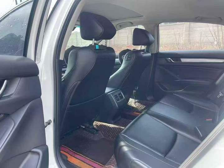 济宁20年本田雅阁5