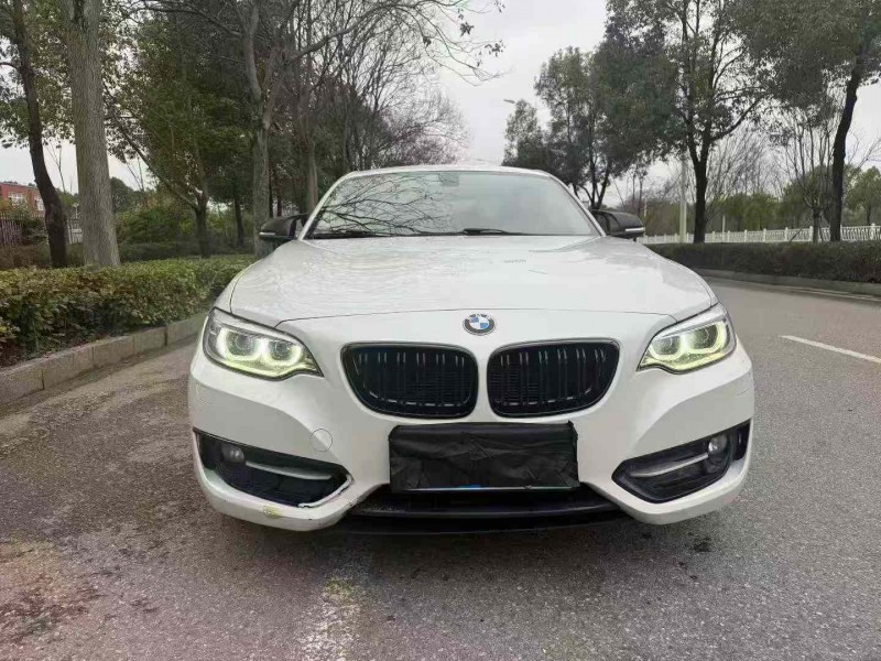 娄底17年宝马1系1