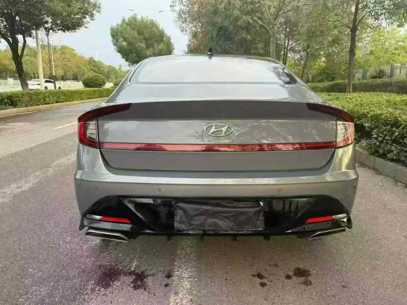 娄底20年现代索纳塔9