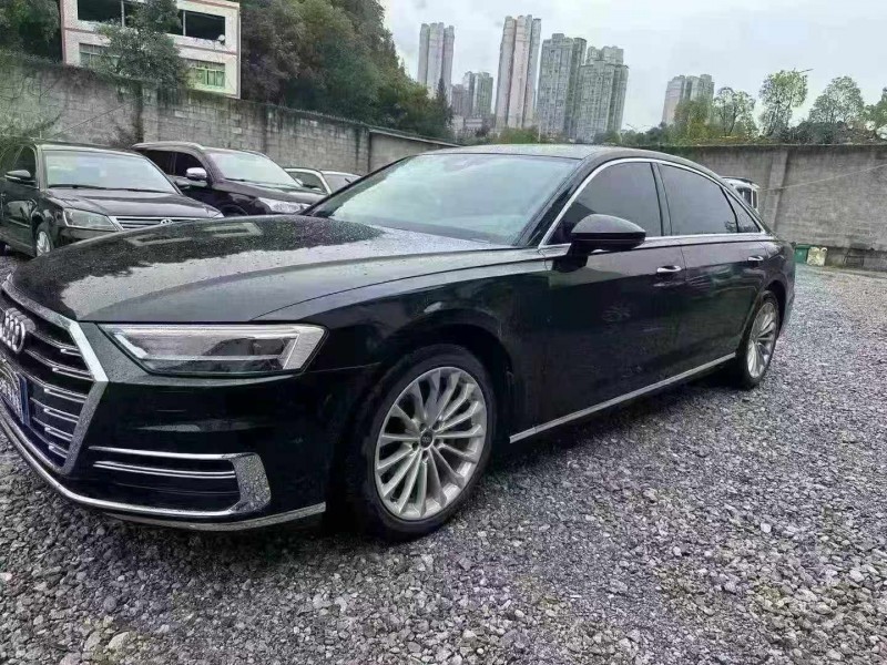 重庆21年奥迪A8L4