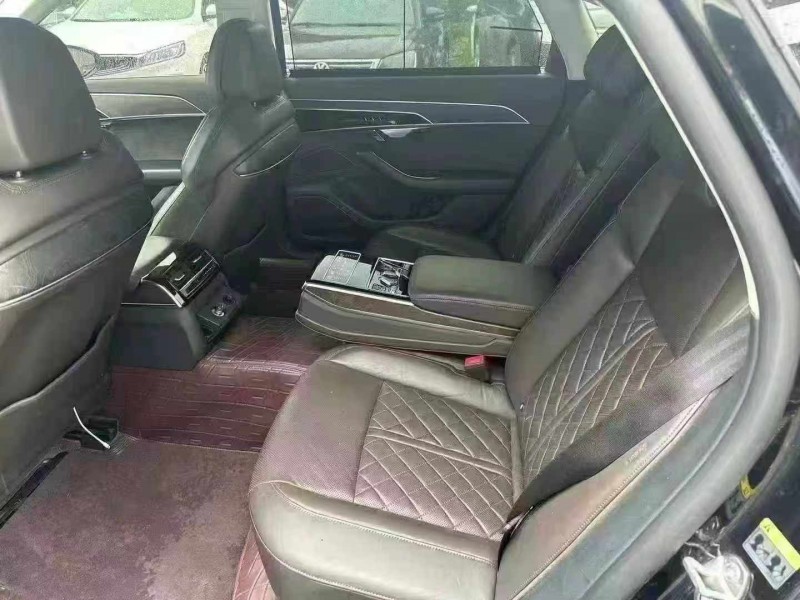 重庆21年奥迪A8L7