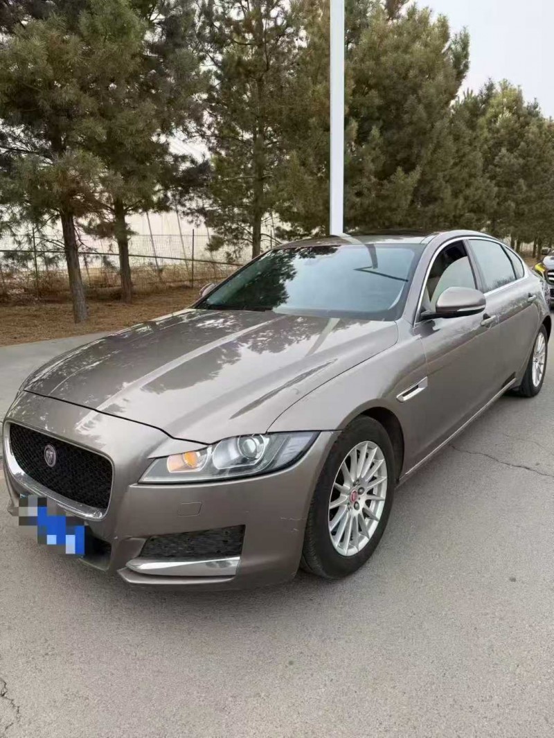 呼和浩特17年捷豹XFL3