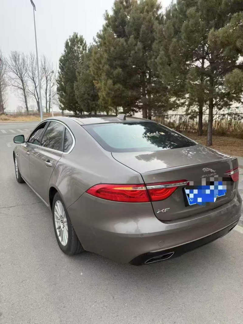 呼和浩特17年捷豹XFL7