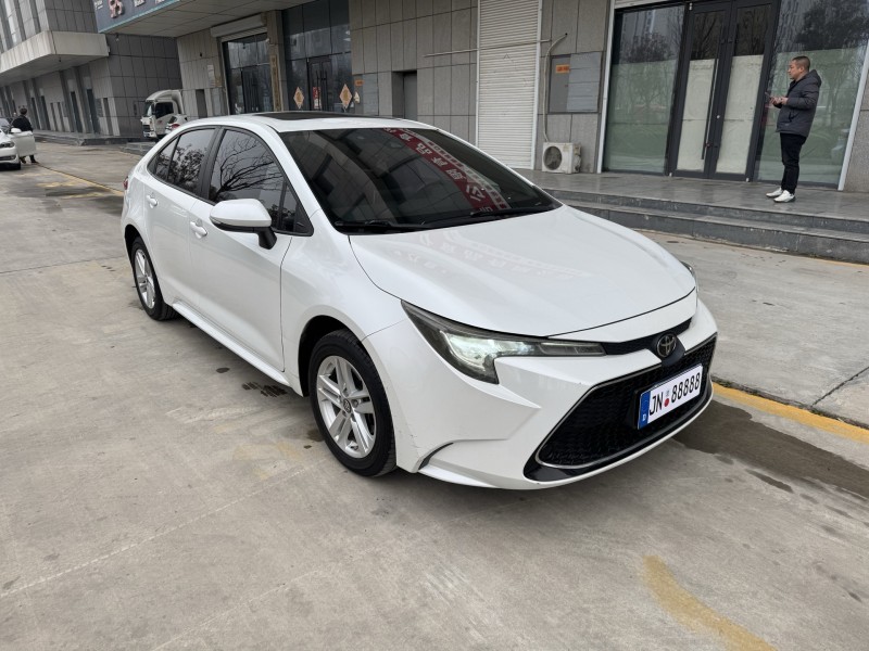 济宁21年丰田雷凌2