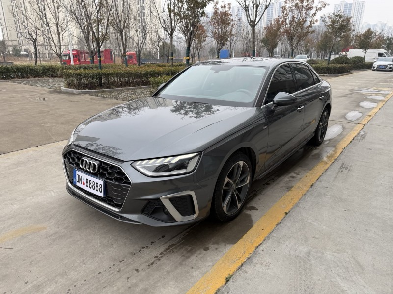 济宁21年奥迪A4L3