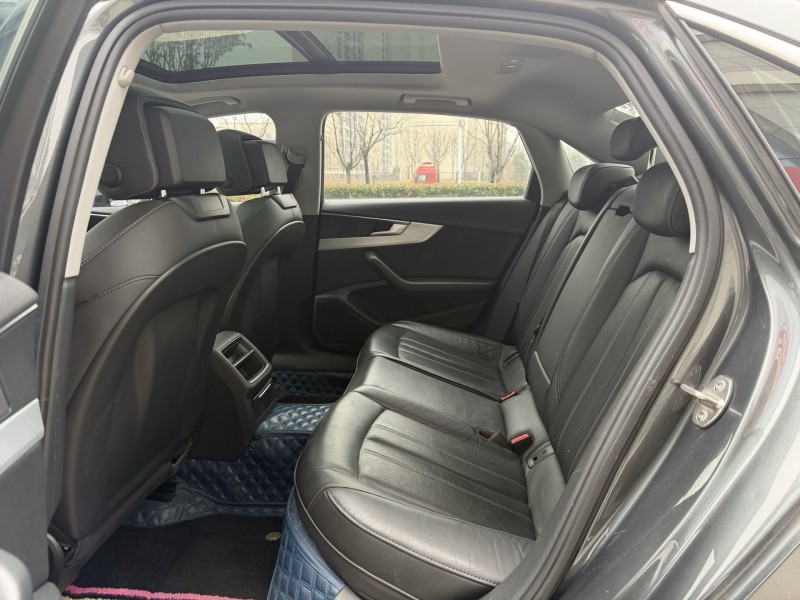 济宁21年奥迪A4L5