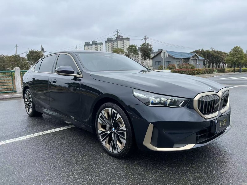 盐城25年宝马5系2