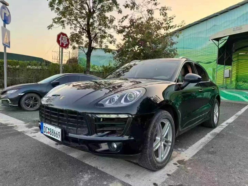 惠州15年保时捷Macan2