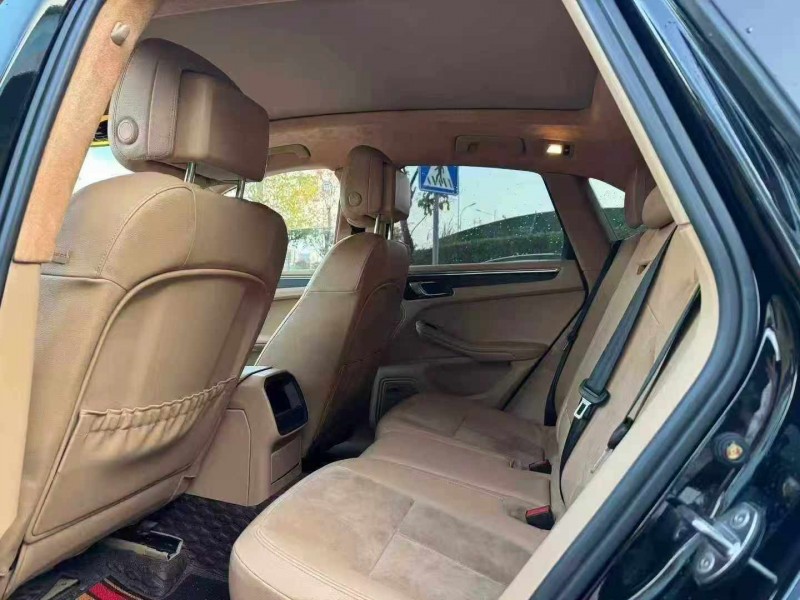 惠州15年保时捷Macan6