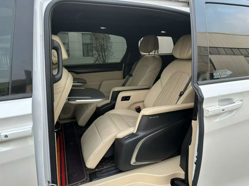 徐州22年別克GL84