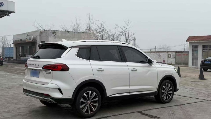 菏泽20年荣威RX57