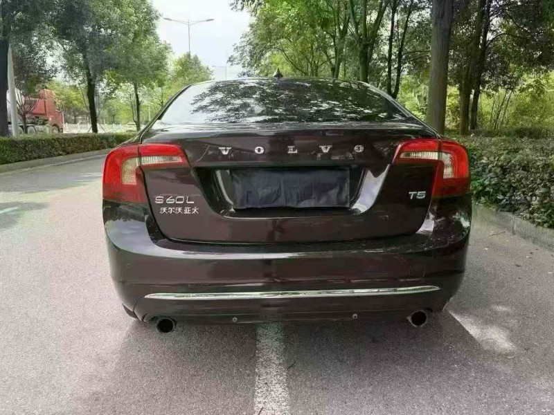娄底18年沃尔沃S60L8