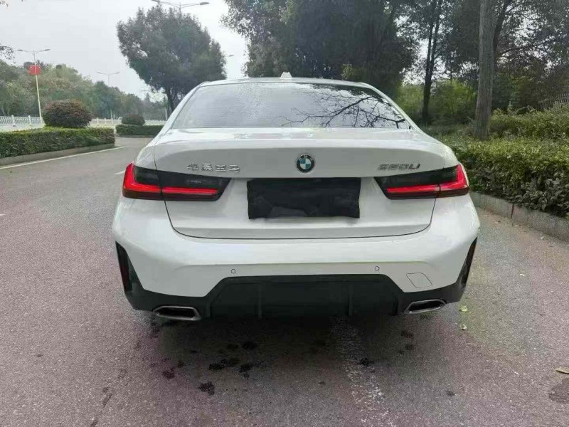 娄底23年宝马3系8