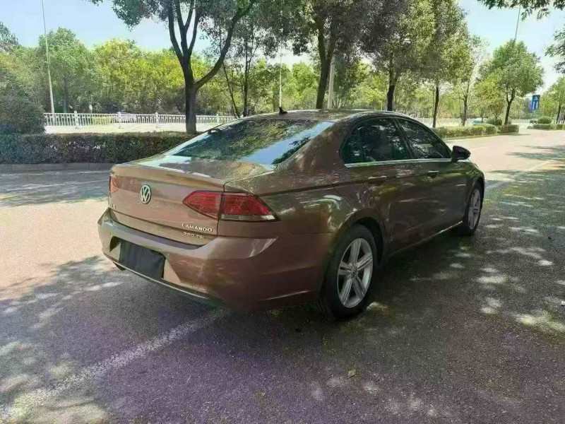 娄底16年大众凌渡8