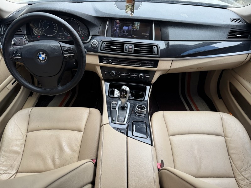 济宁13年宝马5系6