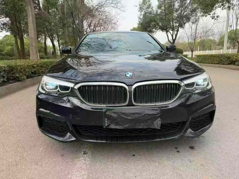 娄底19年宝马5系1