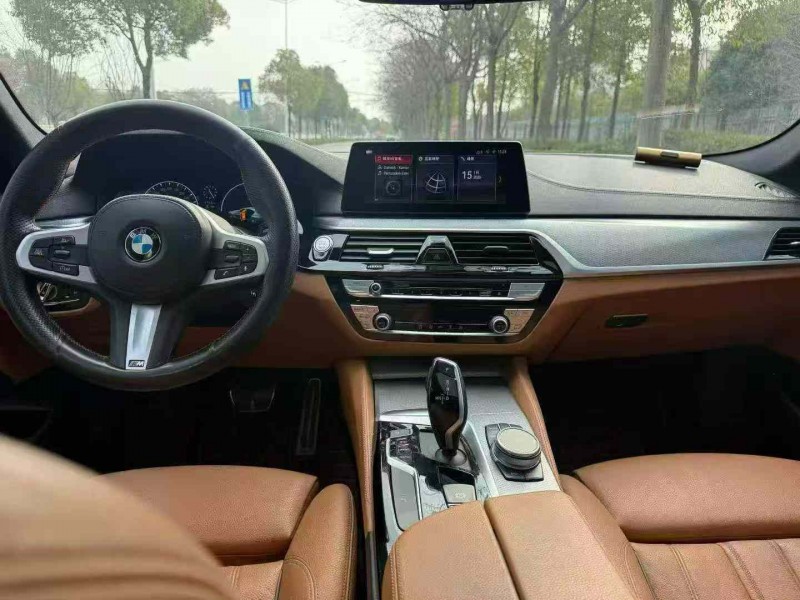 娄底19年宝马5系6