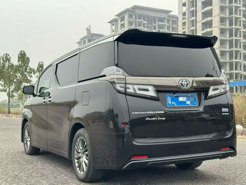 南寧22年豐田威爾法4